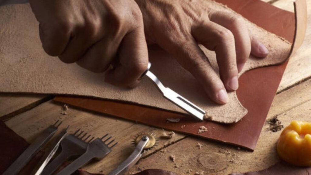 Zuschneidfelle: Crafting Your Perfect Leather Cuts
